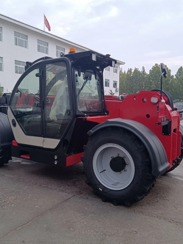 12m telescopic handler working